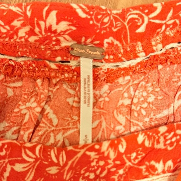 Free People Floral Print tunic Crochet Trim Orange and White  Size S - Picture 4 of 5